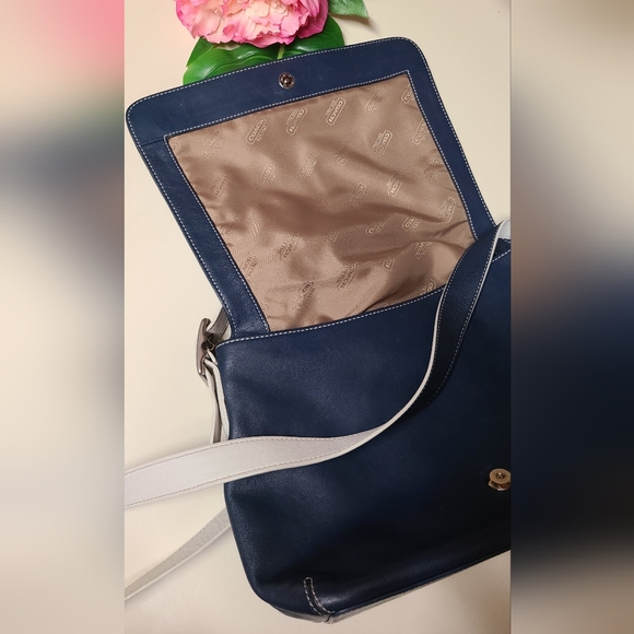 Coach Hampton Flap '06 | Navy & White Leather Crossbody | EUC - Picture 11 of 12